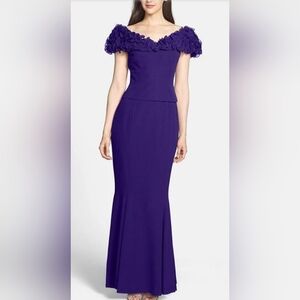 Alexander by Daymor - 2003 Ruffles Off Shoulder Evening Gown US4